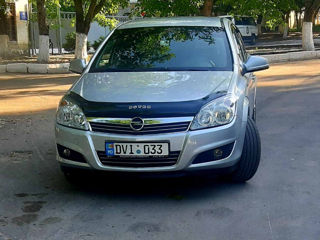 Opel Astra foto 2