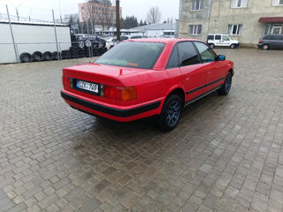 Audi 100 foto 4