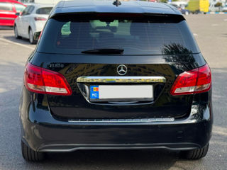 Mercedes B-Class foto 6