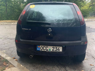 Opel Corsa foto 2