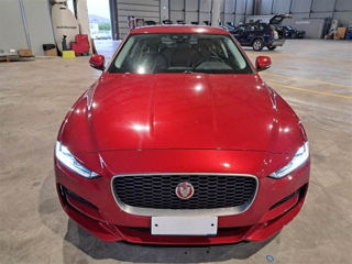 Jaguar XE foto 11