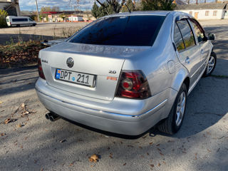 Volkswagen Bora foto 3