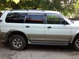 Mitsubishi Pajero Sport foto 2