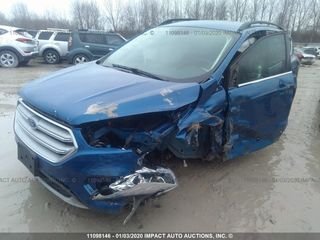 Ford Escape foto 2