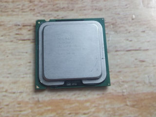 Vând procesor Intel Celeron D 326 în stare bună!