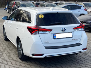 Toyota Auris foto 3