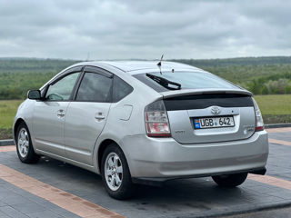 Toyota Prius foto 6