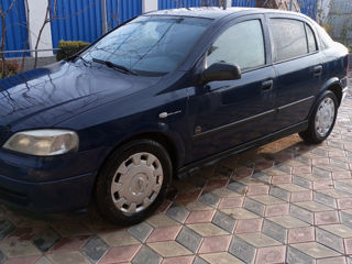 Opel Astra foto 8