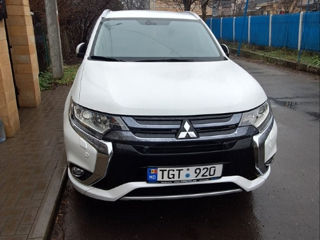 Mitsubishi Outlander foto 6