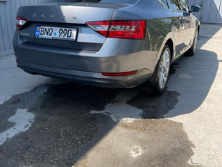 Skoda Superb foto 3