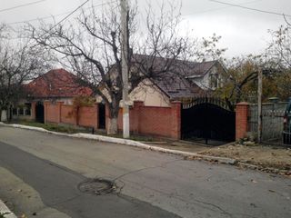 Se vinde casa în Stăuceni foto 8