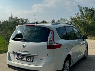 Renault Grand Scenic foto 3