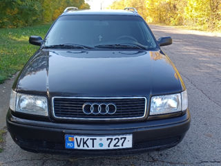 Audi 100 foto 8