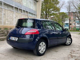 Renault Megane foto 4