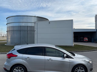 Ford Focus foto 10