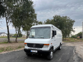 Mercedes Vario