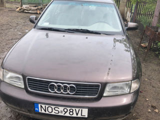 Audi A4 foto 2