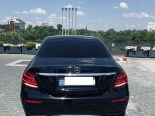 Mercedes E-Class foto 3