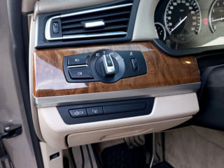 BMW 7 Series foto 10