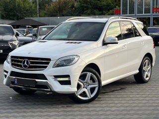 Mercedes M-Class foto 1