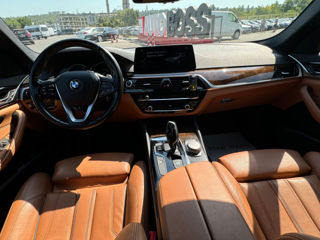 BMW 5 Series foto 8