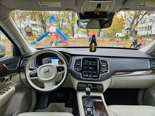 Volvo XC90 foto 15