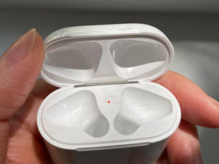 Apple AirPods 2 – оригинальные наушники, отличное состояние фото 1