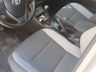 Toyota Auris foto 3