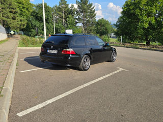 BMW 5 Series foto 5