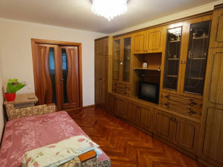 Apartament cu 2 camere, 40 m², Botanica, Chișinău foto 6