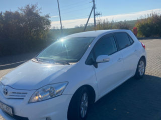 Toyota Auris foto 2