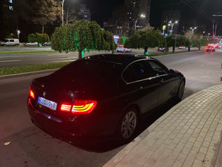 BMW 5 Series foto 6