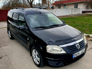 Dacia Logan foto 1