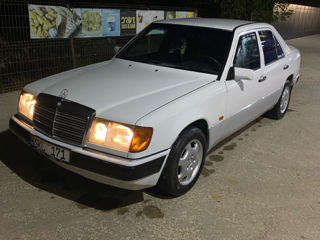 Mercedes Series (W124) foto 3