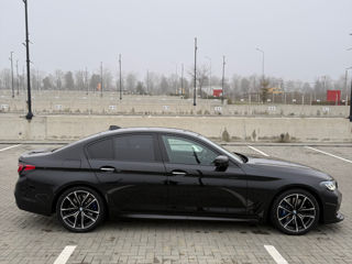 BMW 5 Series foto 4