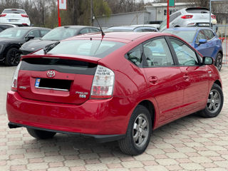 Toyota Prius foto 4