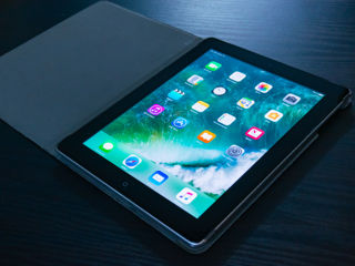 iPad 4th generation Retina WiFi + Cellular 3G (Sim Card) Black