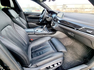 BMW 7 Series foto 6