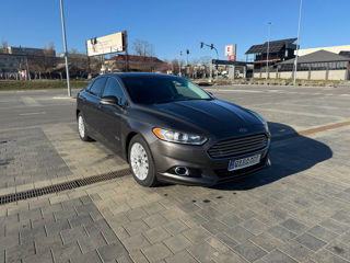 Ford Fusion foto 4