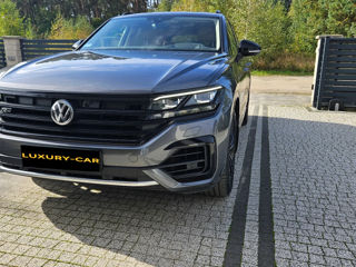 Volkswagen Touareg foto 8