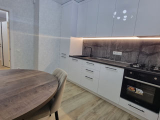 Apartament cu 1 cameră, 51 m², Centru, Chișinău foto 2