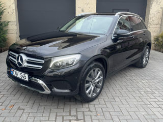 Mercedes GLC foto 2