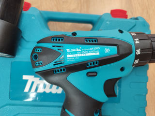 Новый шуруповёрт Makita 12v 2ah + насадки в комплекте foto 6