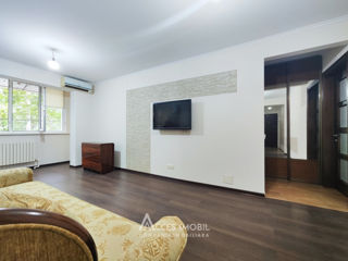 Apartament cu 3 camere, 63 m², Botanica, Chișinău foto 2