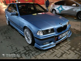 BMW 3 Series foto 2