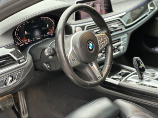 BMW 7 Series foto 7