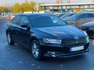 Skoda Superb foto 4