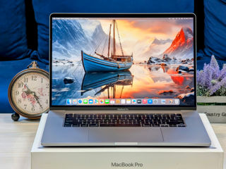 MacBook Pro 16 Retina 2020 (Core i9 9880H/16Gb DDR4/1TBSSD/4Gb Radeon Pro 5300M/139 Cycles/16")