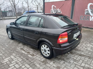 Opel Astra foto 3