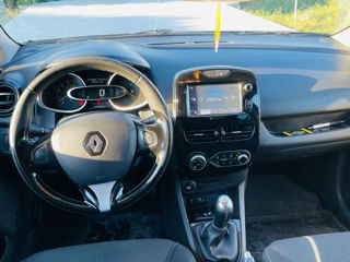 Renault Clio foto 7